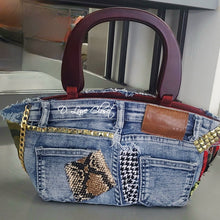 Load image into Gallery viewer, THAT GIRL HANDBAG
