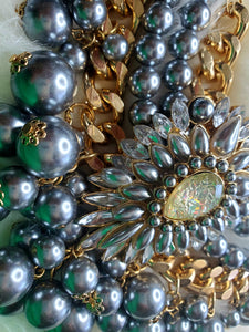 HER MAJESTY NECKLACE SET
